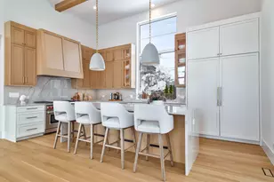 533 Kensington Ct, Hinsdale, IL 60521 - Photo 6