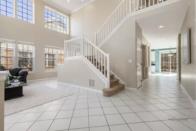 371 Sycamore Street, Vernon Hills, IL 60061 - Photo 4