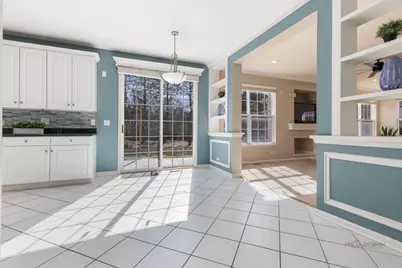 371 Sycamore Street, Vernon Hills, IL 60061 - Photo 12