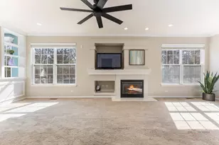 371 Sycamore St, Vernon Hills, IL 60061 - Photo 18