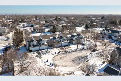 712 Hamilton Circle, Schaumburg, IL 60194 - Photo 2