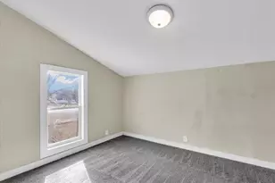 1213 W Beslin St, Urbana, IL 61801 - Photo 6