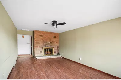 1124 W Hawkins Street, Kankakee, IL 60901 - Photo 2
