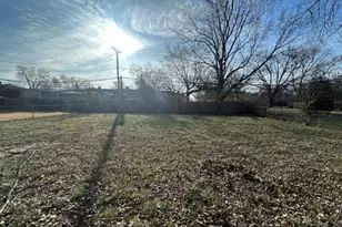 1124 W Hawkins St, Kankakee, IL 60901 - Photo 22