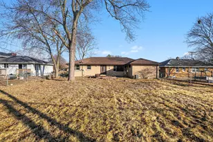 1124 W Hawkins St, Kankakee, IL 60901 - Photo 22