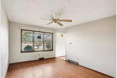 1124 W Hawkins Street, Kankakee, IL 60901 - Photo 4