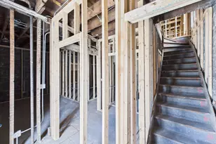 7844 S Peoria St, Chicago, IL 60620 - Photo 4