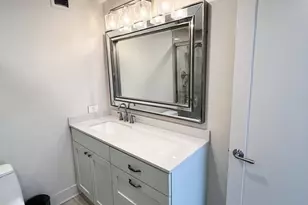 2020 N Lincoln Park W, Chicago, IL 60614 - Photo 14