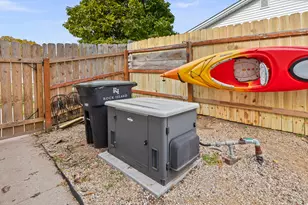 3417 21st St, Rock Island, IL 61201 - Photo 36