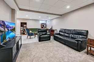 1770 W Windmill Ct, Addison, IL 60101 - Photo 24