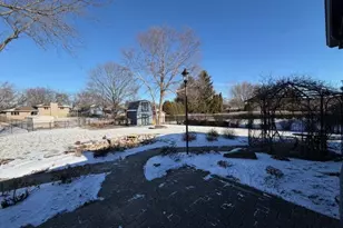 1110 Rushwood Ave, Shorewood, IL 60404 - Photo 54