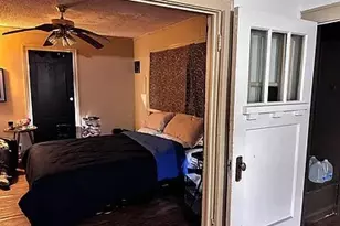 6 Illinois St, Danville, IL 61832 - Photo 2