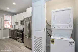 637 E 49th St, Chicago, IL 60615 - Photo 6