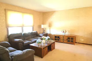 1516 W Sudeenew Dr, Johnsburg, IL 60051 - Photo 14