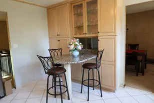 1516 W Sudeenew Dr, Johnsburg, IL 60051 - Photo 6