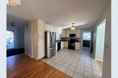 37 N Channel Drive, Round Lake Beach, IL 60073 - Photo 4