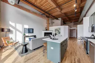 1935 N Fairfield Ave, Chicago, IL 60647 - Photo 12