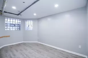 1315 W Eddy St, Chicago, IL 60657 - Photo 8