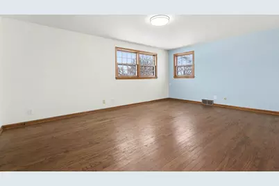 33 S Canterbury Road, Aurora, IL 60506 - Photo 14