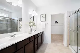 6480 Doral Dr, Gurnee, IL 60031 - Photo 10