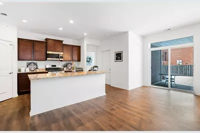 6480 Doral Drive, Gurnee, IL 60031 - Photo 4