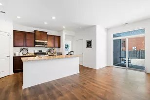 6480 Doral Dr, Gurnee, IL 60031 - Photo 4