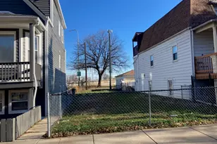 3329 N Drake Ave, Chicago, IL 60618 - Photo 1