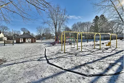 1113 Lewis Street, Dekalb, IL 60115 - Photo 32