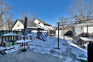 1113 Lewis St, Dekalb, IL 60115 - Photo 28