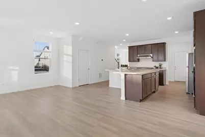 24507 W Kroll Drive, Plainfield, IL 60585 - Photo 2