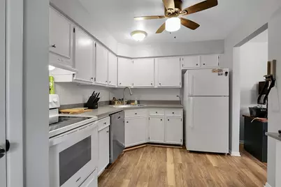 850 S Lorraine Road #3B, Wheaton, IL 60189 - Photo 14