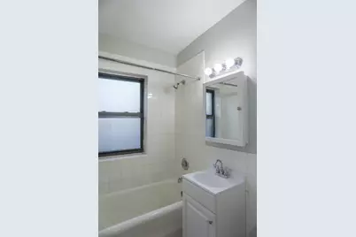 [Address not provided], Chicago, IL 60640 - Photo 4