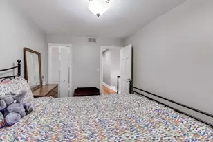 643 W Roscoe Ave, Chicago, IL 60657 - Photo 26