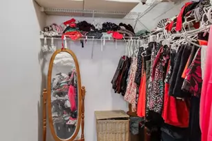 643 W Roscoe Ave, Chicago, IL 60657 - Photo 20