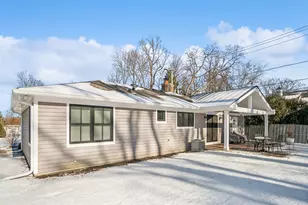 525 W Deerpath Rd, Lake Forest, IL 60045 - Photo 18