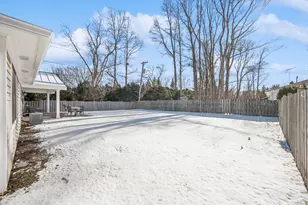 525 W Deerpath Rd, Lake Forest, IL 60045 - Photo 20