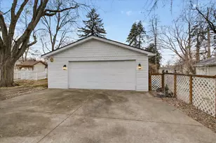 1405 Frederick St, Joliet, IL 60435 - Photo 22