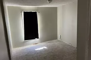 405 W Bissell St, Bloomington, IL 61701 - Photo 10