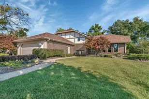 8134 Uxbridge Dr, Orland Park, IL 60462 - Photo 1