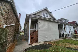 8837 S Throop St, Chicago, IL 60620 - Photo 2