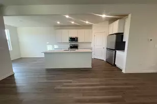 10099 Fleetwood St, Huntley, IL 60142 - Photo 2