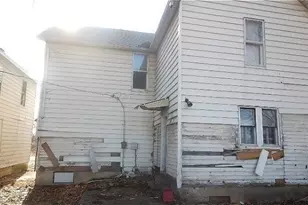 1129 E Reservoir St, Springfield, IL 62702 - Photo 2