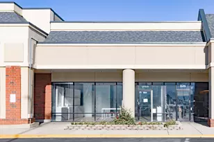 924 N Green Bay Rd, Waukegan, IL 60085 - Photo 1