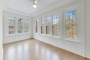 1201 E Madison Park Dr, Chicago, IL 60615 - Photo 12