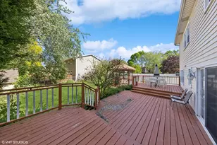 121 S Parkside Ave, Glen Ellyn, IL 60137 - Photo 24