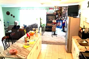 3407 Fountainbleau Dr, Hazel Crest, IL 60429 - Photo 4