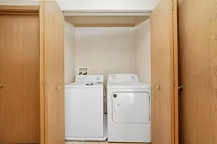 [Address not provided], Carpentersville, IL 60110 - Photo 18
