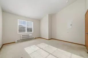 [Address not provided], Carpentersville, IL 60110 - Photo 16