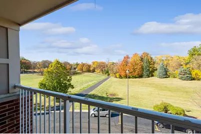 801 N McLean Boulevard #214, Elgin, IL 60123 - Photo 10