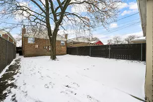 4521 S Lawler Ave, Chicago, IL 60638 - Photo 18